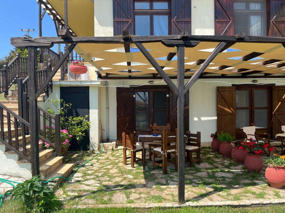 Guesthouse Kaliepia Ierissos Exterior foto